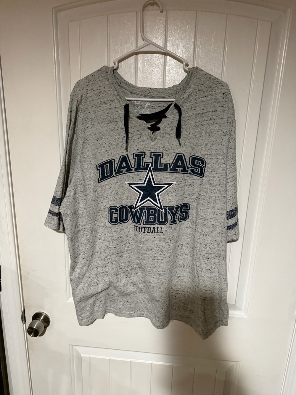 Ladies size 3XL Dallas Cowboys Gray Short Sleeve Tee